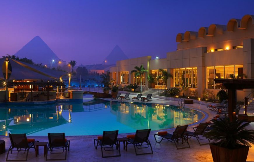 Le Meridien Pyramids Hotel & Spa