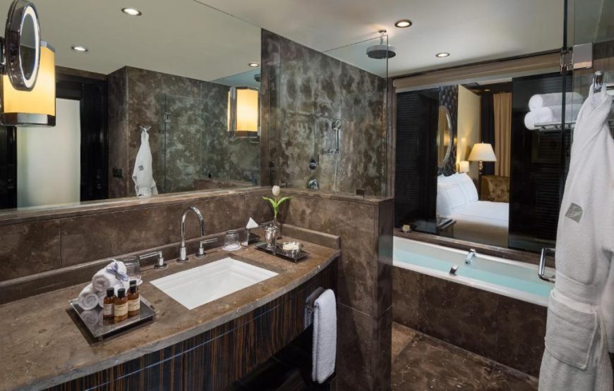 Fairmont Single Room
